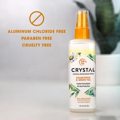 Vista 4 de Crystal Essence - Desodorante mineral en aerosol, manzanilla y té verde, 4 onzas