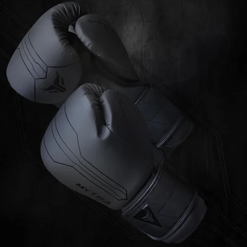 Vista 7 de Mytra Fusion Boxing Gloves Included with Free Hand Wraps Punching Gloves MMA Training Muay Thai Gloves Men & Women Kickboxing Gloves