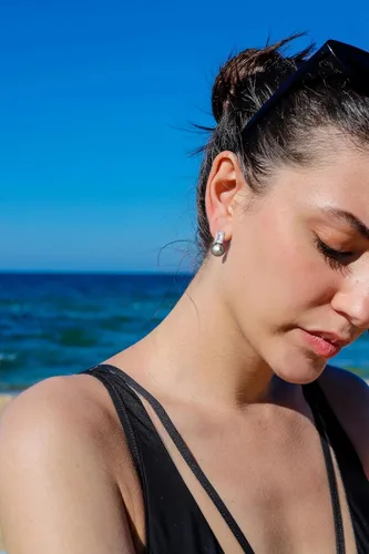 Vista 17 de Aretes colgantes de plata de ley 925 seleccionados a mano AAA+ de 7.5 a 0.315 in con perlas cultivadas de agua dulce blancas para mujer