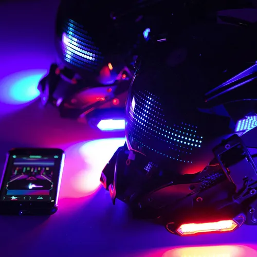 Vista 2 de Cyberpunk - Casco gótico para adultos, máscara LED Bluetooth, tecnología punk futurista, cosplay, Halloween, fiesta, festival de música (negro)