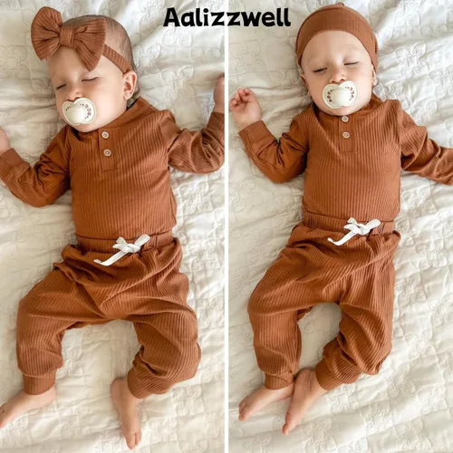 Vista 2 de Aalizzwell Traje acanalado de manga larga neutral para bebé con sombrero y diadema