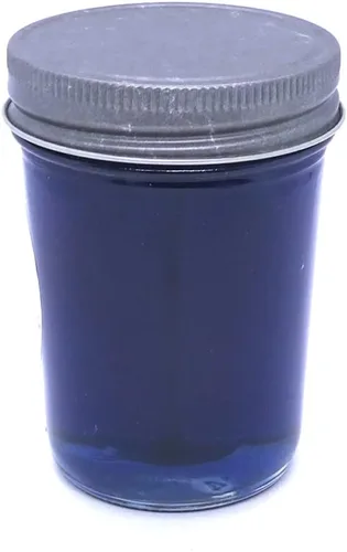 Vista 2 de Vela en tarro clásica inspirada en la noche de mediados de veranos con aroma a base de aceite mineral de hasta 90 horas The Gel Candle Company