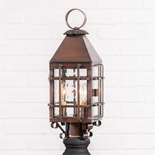 Vista 2 de Irvin's Tinware, GL75COP, luz de poste para exteriores en cobre antiguo macizo, 3 luces, iluminación colonial para exteriores