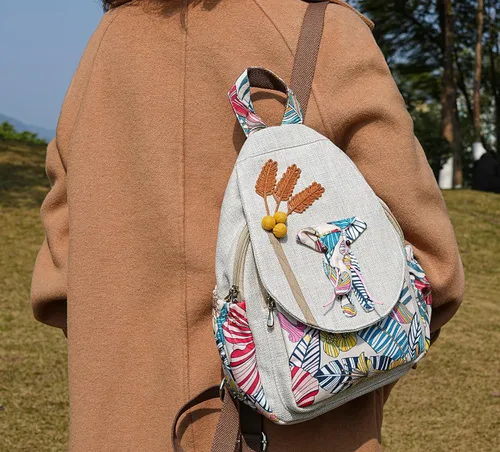 Vista 182 de HUANGGUOSHU Mochila de algodón tejida de algodón bohemio con bordado de lona estilo bohemio con múltiples bolsillos retro linda mochila cartera