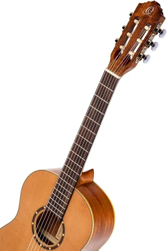 Vista 5 de Guitarra Clásica de Nylon Tamaño 3/4 de la Serie Family con Bolsa