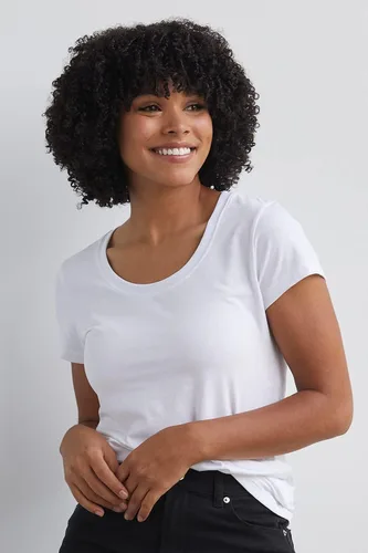 Vista 2 de Fair Indigo Camiseta de manga corta de algodón Pima orgánico con cuello redondo para mujer