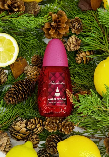 Vista 3 de Amber Woods por Pino Silvestre - Perfume para hombres - Aromático, amaderado y picante - Mezclado con limón, lavanda, pachulí y sándalo