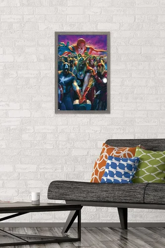 Vista 2 de Trends International - Póster de pared, diseño de los Vengadores de Marvel Comics #10, 14.725" x 22.375", versión enmarcada de Barnwood