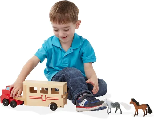 Vista 3 de Melissa & Doug - Juego de vehículos de madera para caballos con 2 caballos con vellón y rampa desplegable