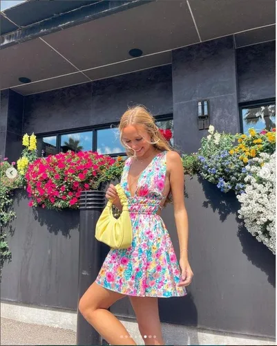 Vista 2 de Vestido ajustado de punto con estampado Y2k para mujer, cuello halter, sin mangas, con tirantes delgados, espalda descubierta, E-Girl Club, fiesta