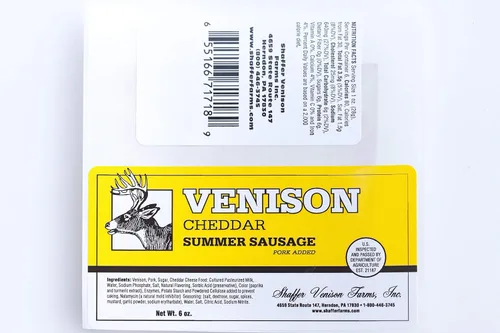 Vista 2 de Cheddar de Venado 6 oz Salchicha de verano