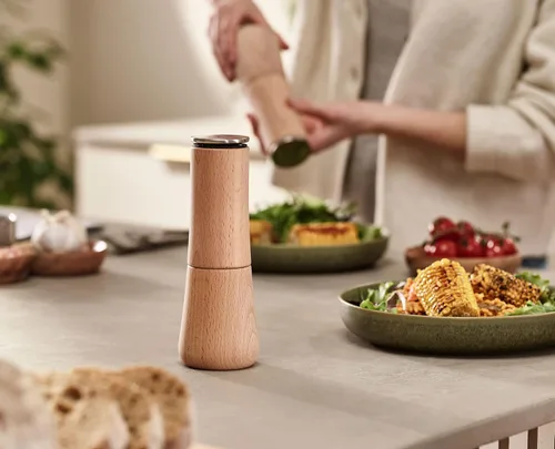 Vista 4 de Joseph Joseph 20190 Milltop Madera Molinillo de Pimienta de Cocina Sin Derrame, Madera