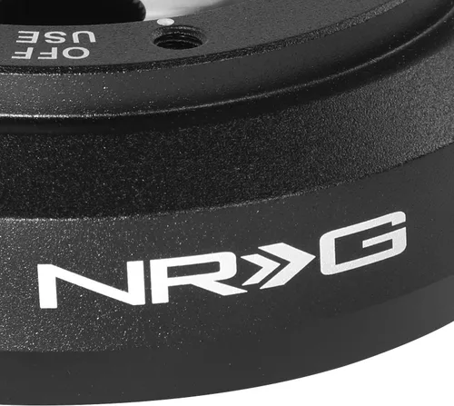 Vista 3 de NRG Innovations Buje corto para volante estilo carreras, aluminio anodizado 6061-T6, adaptador de liberación rápida con patrón de pernos de 0.236 x