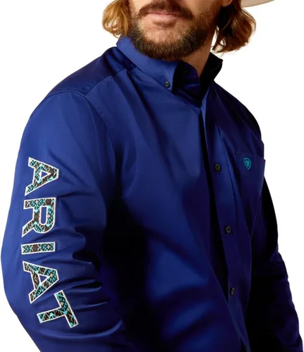 Vista 101 de Ariat Camisa de sarga con logotipo del equipo para hombre