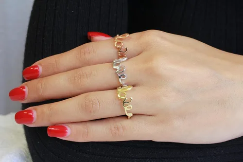 Vista 6 de CloseoutWarehouse Anillo de plata de ley con texto en inglés "Love in Script" (opciones de color, tallas 2-15)