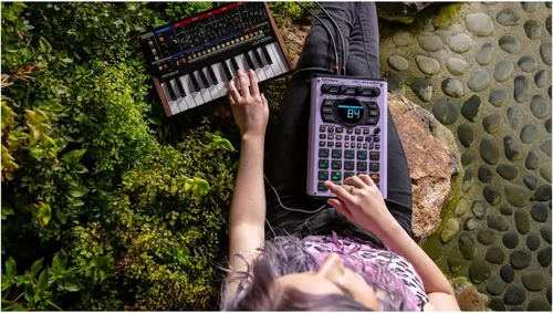 Vista 5 de Roland SP-404MKII Muestreador y Efector Creativo