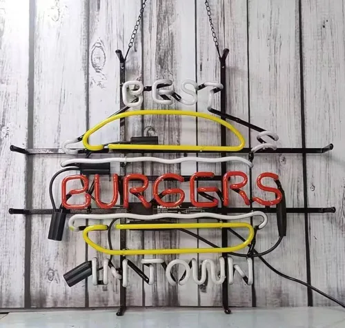 Vista 2 de Letrero de neón de vidrio hecho a mano con texto en inglés «Best Burgers In Town» (Las mejores hamburguesas en la ciudad), letrero de neón de vidrio