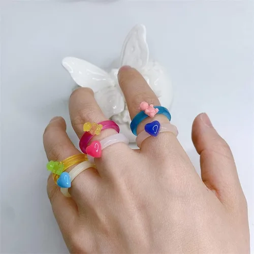 Vista 6 de 26 unids lindo Egirl color caramelo resina pequeño oso gomoso anillo dulce acrílico corazón anillo conjunto para mujeres niñas fiesta cumpleaños