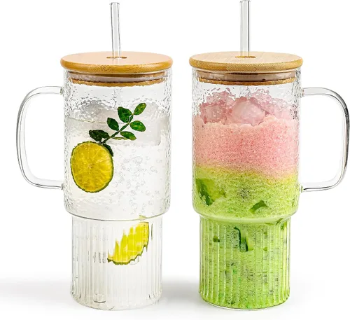 Vista 2 de Vaso de vidrio de borosilicato acanalado de 32 onzas con asa, tapa de bambú y popote (transparente, 1 unidad, tapa de bambú)