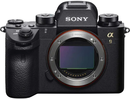 Vista 3 de Sony Cámara digital sin espejo Alpha a9 (solo cuerpo) (ILCE9/B) + lente Sony FE de 0.945-2.756 in + tarjeta de memoria de 64 GB + batería NP-FZ-100