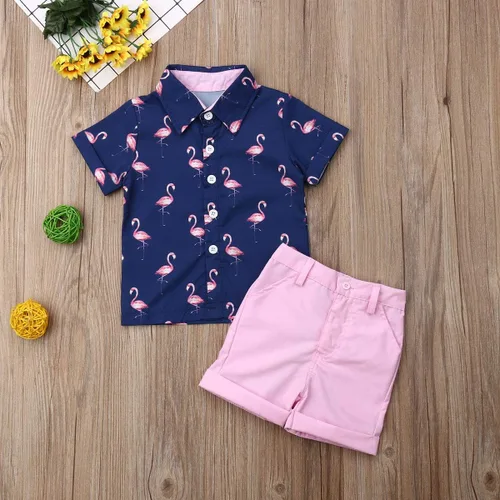 Vista 2 de Conjunto de camisa de manga corta con botones y pantalones cortos casuales con diseño de flamingo, para bebés y niños de 1 a 6 años, atuendos