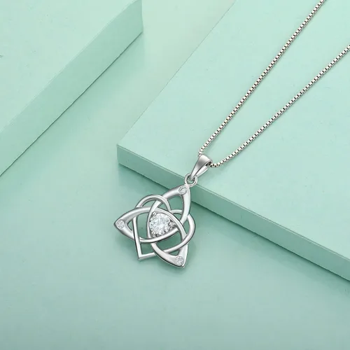 Vista 5 de STARCHENIE Collar de nudo celta para mujer de plata de ley 925 con dije de nudo de amor de la Trinidad Metal
