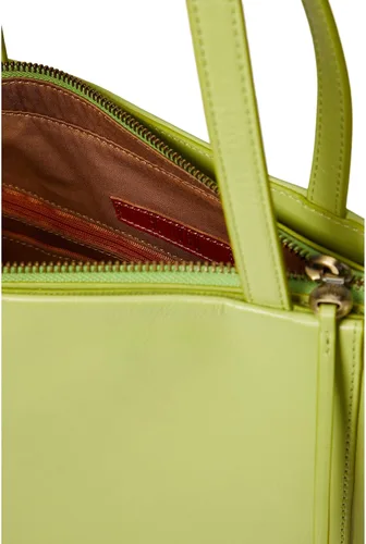 Vista 4 de HOBO Haven Tote para mujer, construcción de cuero con asas superiores, forro de algodón, cierre con cremallera y elegante bolso