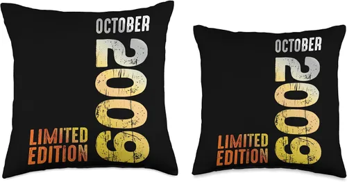 Vista 3 de Since October 2009 Retro 2009 Vintage 2009 October Throw Pillow