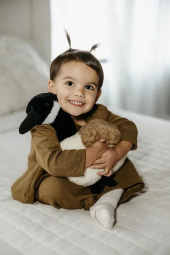 Vista 3 de The Petting Zoo Peluche de ganso de Canadá, regalos para niños, animales salvajes Onez, juguete de peluche de ganso, 12 pulgadas