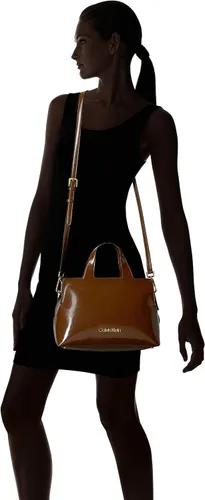 Vista 8 de Calvin Klein Neat Glazed Patent Statement - Bolso