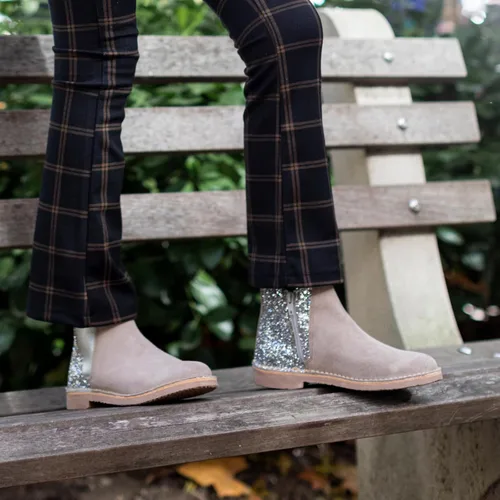 Vista 7 de Childrenchic - Botines Chelsea de gamuza con tacones brillantes, zapatos casuales de invierno para niñas, para la escuela, bodas y fiestas