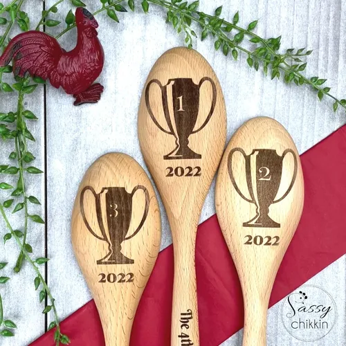Vista 2 de Trofeo Chili Cook Off 2025, cuchara de cocina grabada de madera, premio de competencia de cocina personalizado, premio campeón de chile, cuchara