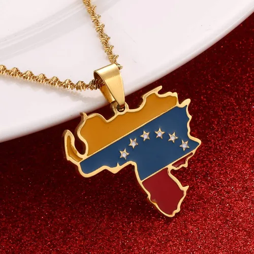 Vista 4 de Collar con colgante de mapa de Venezuela de acero inoxidable