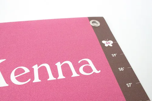 Vista 2 de Tabla de crecimiento personalizada para niños, mariposas - I See Me!