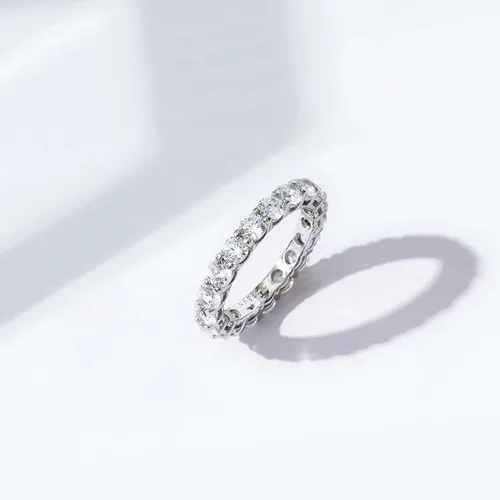 Vista 21 de Amazon Essentials Anillo de plata de ley chapada en platino o oro con circonita cúbica redonda de elementos infinitos
