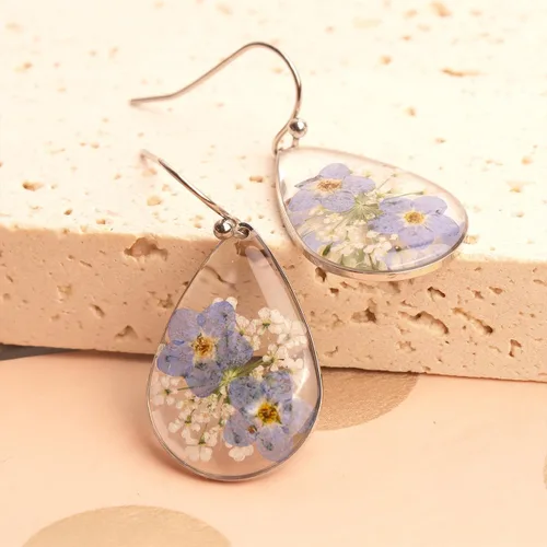 Vista 6 de Jean Beau Aretes de flores prensadas hechos a mano para mujer, flores secas de resina únicas de plata de ley, lágrima colgante, aretes florales