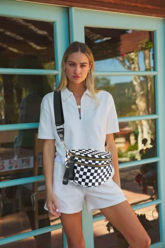 Vista 2 de Bolsa cruzada espaciosa de nailon a cuadros, estilo cangurera, para mujer