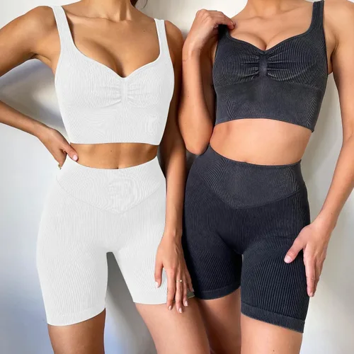 Vista 6 de OLCHEE Conjuntos de entrenamiento para mujer de 2 piezas, sin costuras, acanalado, lavado ácido, trajes de yoga, pantalones cortos y brasier