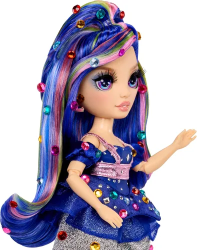 Vista 4 de Muñecas de moda Rainbow High - Genevieve Bleue (Azul) con herramienta Bedazzler y gemas brillantes