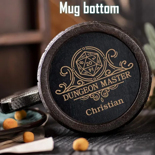 Vista 2 de Taza DnD. Taza gamer. Jarra de cerveza de madera. Regalo para novio. Taza de cerveza de madera Stein. D&D Tankard. Regalo friki. Regalos