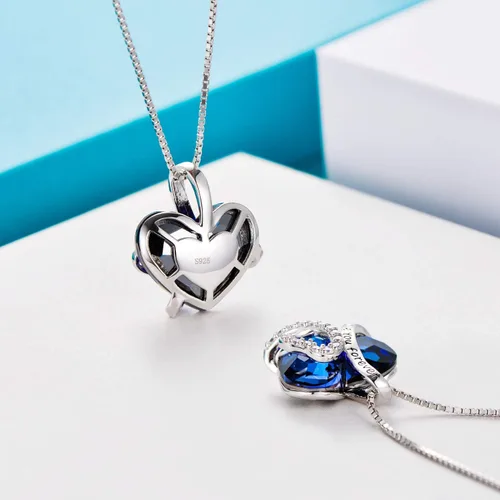 Vista 5 de AOBOCO Juego de joyas de amor para mujer, collar de cristal de corazón de plata de ley, regalos de joyería