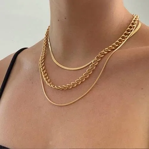 Vista 3 de JoycuFF Collar de oro para mujer, delicado collar de gargantilla en capas para mujer, caja de clip de serpiente, cuerda Figaro, collar de cadena