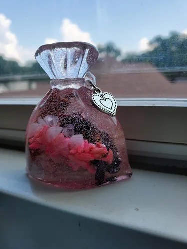 Vista 5 de Resin Love Drawing Mojo Bag for Hoodoo Rootwork Conjure Witchcraft