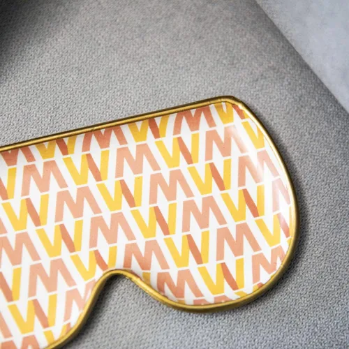 Vista 7 de COLLECTIVE HOME - Bandeja de joyería de letras metálicas, almacenamiento de joyas con monograma, plato decorativo para gafas, anillos, aretes