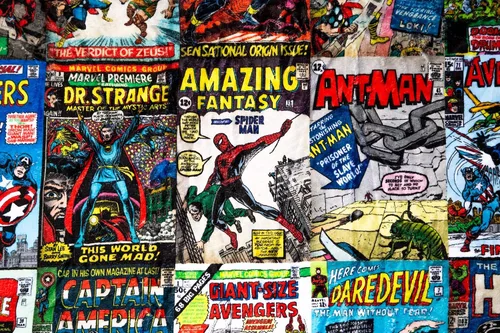 Vista 2 de Marvel Comics Manta de forro polar de gran tamaño con Spider-Man, Capitán América, Pantera Negra, más Decoración del hogar Geek de superhéroes