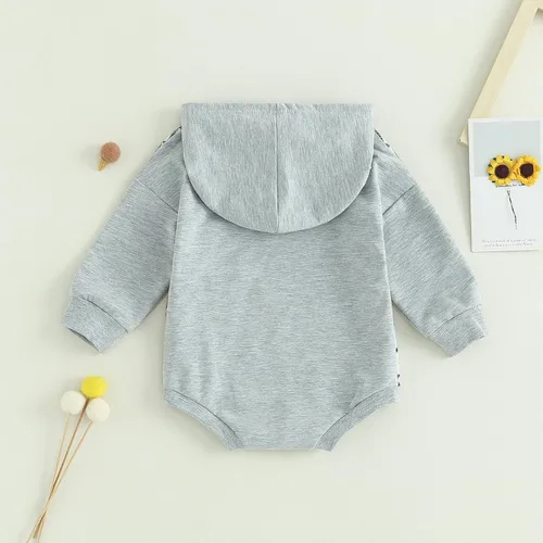 Vista 6 de Socutebabe Ropa de otoño para bebé niño, manga larga, sudadera con capucha de tablero de ajedrez, sudadera con capucha para mamá