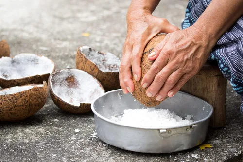 Vista 4 de Mooninja Rallador de coco Raspador Triturador Cabeza de hoja plana Pequeño Utensilios Manual Máquina Cuchillo para Alimentos Molinillo de Mano