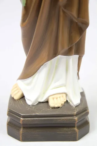 Vista 6 de Vittoria Collection Figura de escultura italiana de San José del Trabajador de 16 pulgadas, fabricada en Italia para interiores y exteriores
