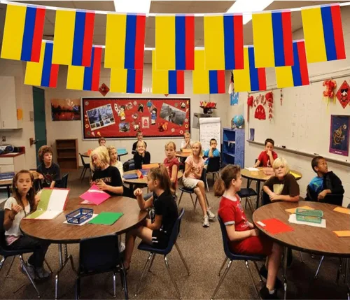 Vista 5 de Paquete de 2 banderines de bandera de Colombia, mini banderines colombianos para decoración de interiores y exteriores