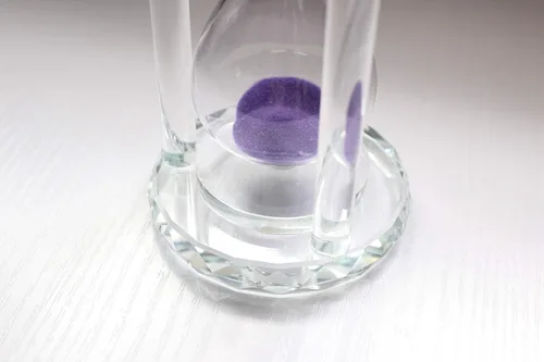Vista 7 de Temporizador de reloj de arena de 60 minutos, temporizador de arena de cristal, superficie de tallado de diamante, bueno para cocina, oficina